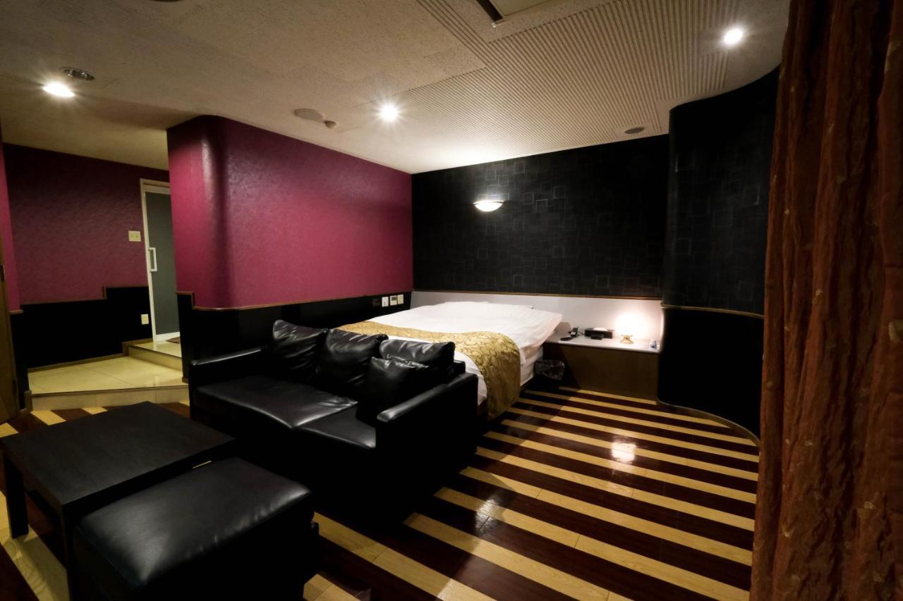 מלון קיטקיושו Bay Hill Club Higashi Kokura (Adults Only) מראה חיצוני תמונה