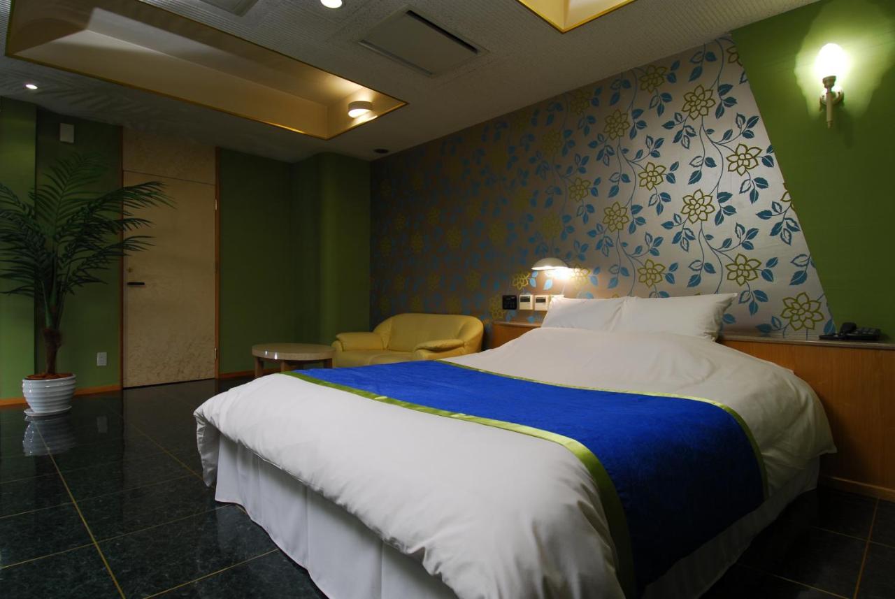 מלון קיטקיושו Bay Hill Club Higashi Kokura (Adults Only) מראה חיצוני תמונה